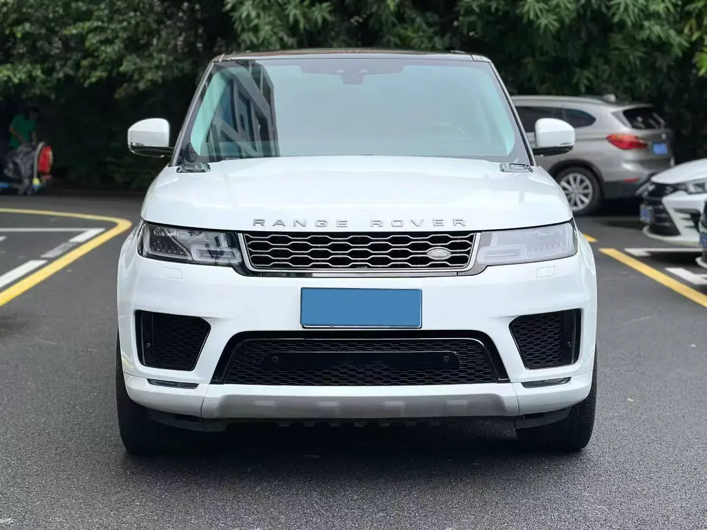 2018 LAND ROVER thumbnail 2