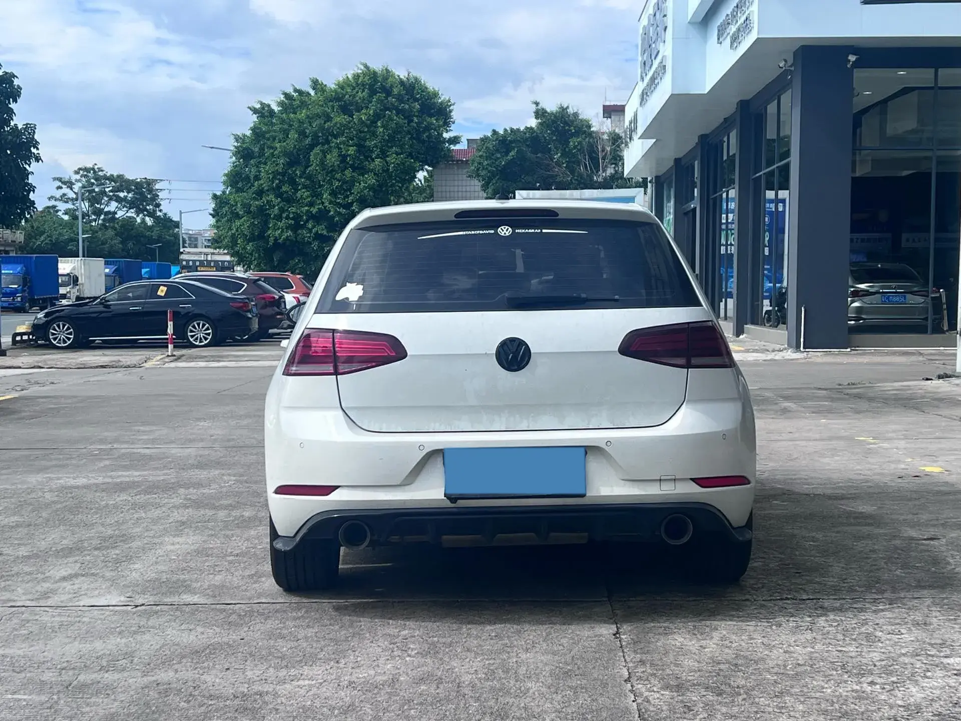 2020 VOLKSWAGEN GOLF thumbnail 4