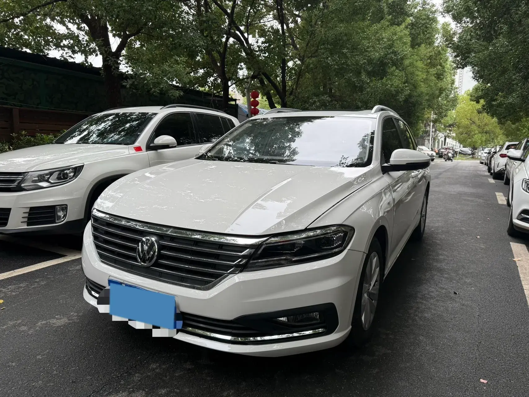 2018 VOLKSWAGEN LAVIDA view 1