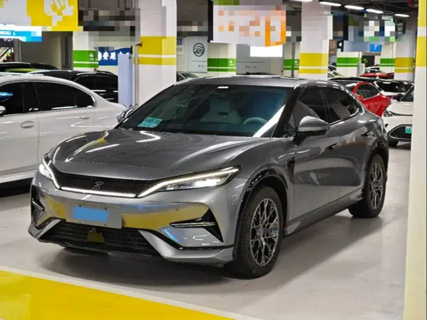 2024 BYD SONGL view 1