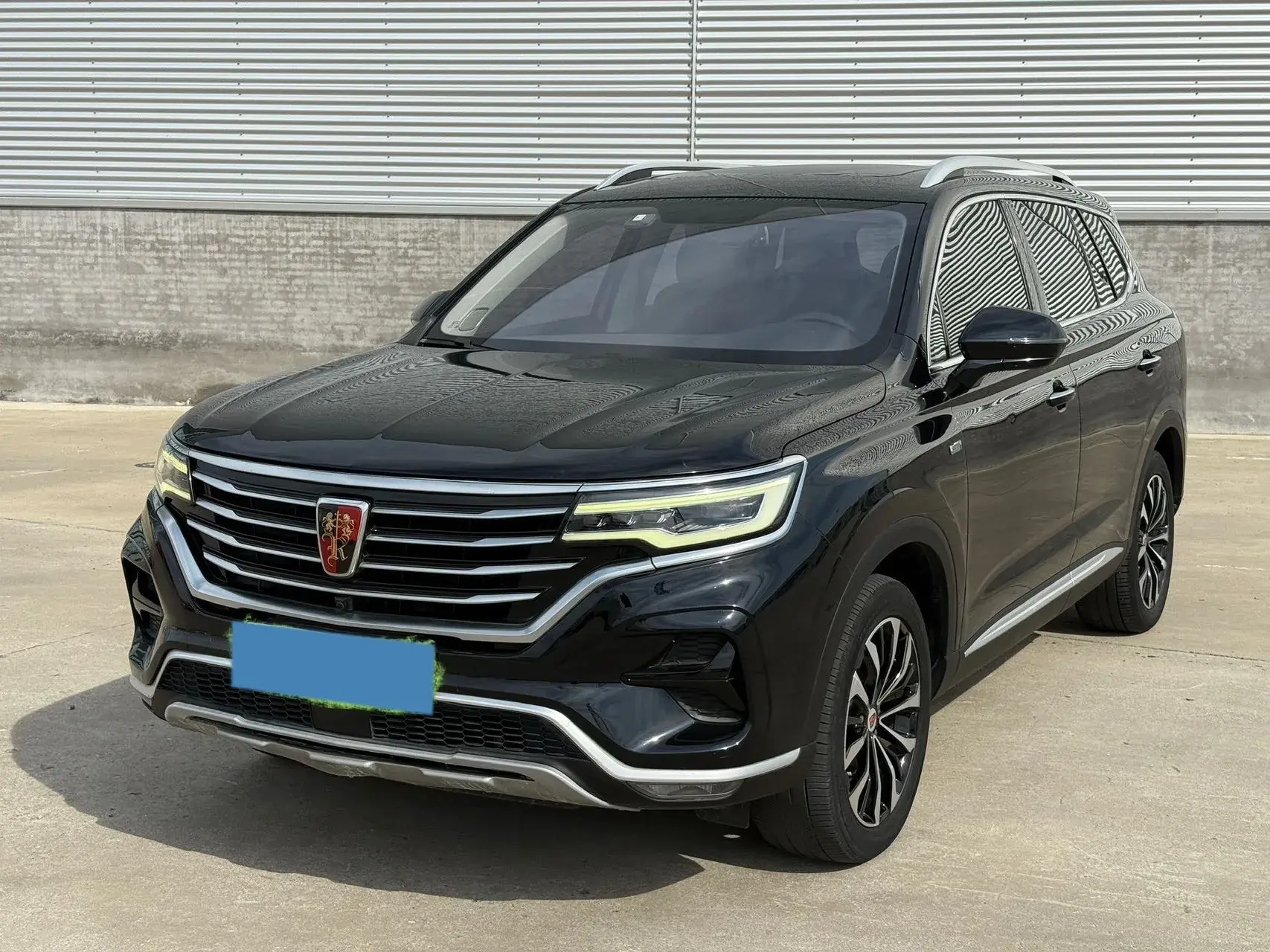 2020 ROEWE RX5 view 1