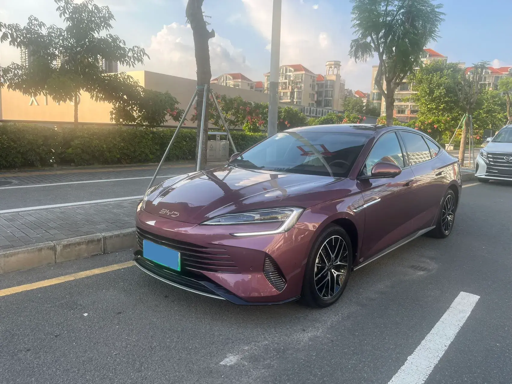 2023 BYD SEAL view 1