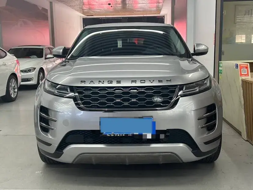 2023 LAND ROVER thumbnail 2