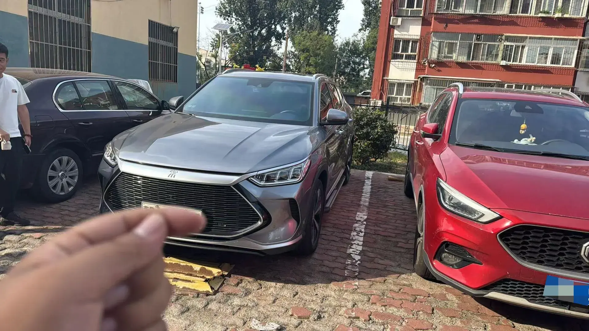 2021 BYD SONG view 1