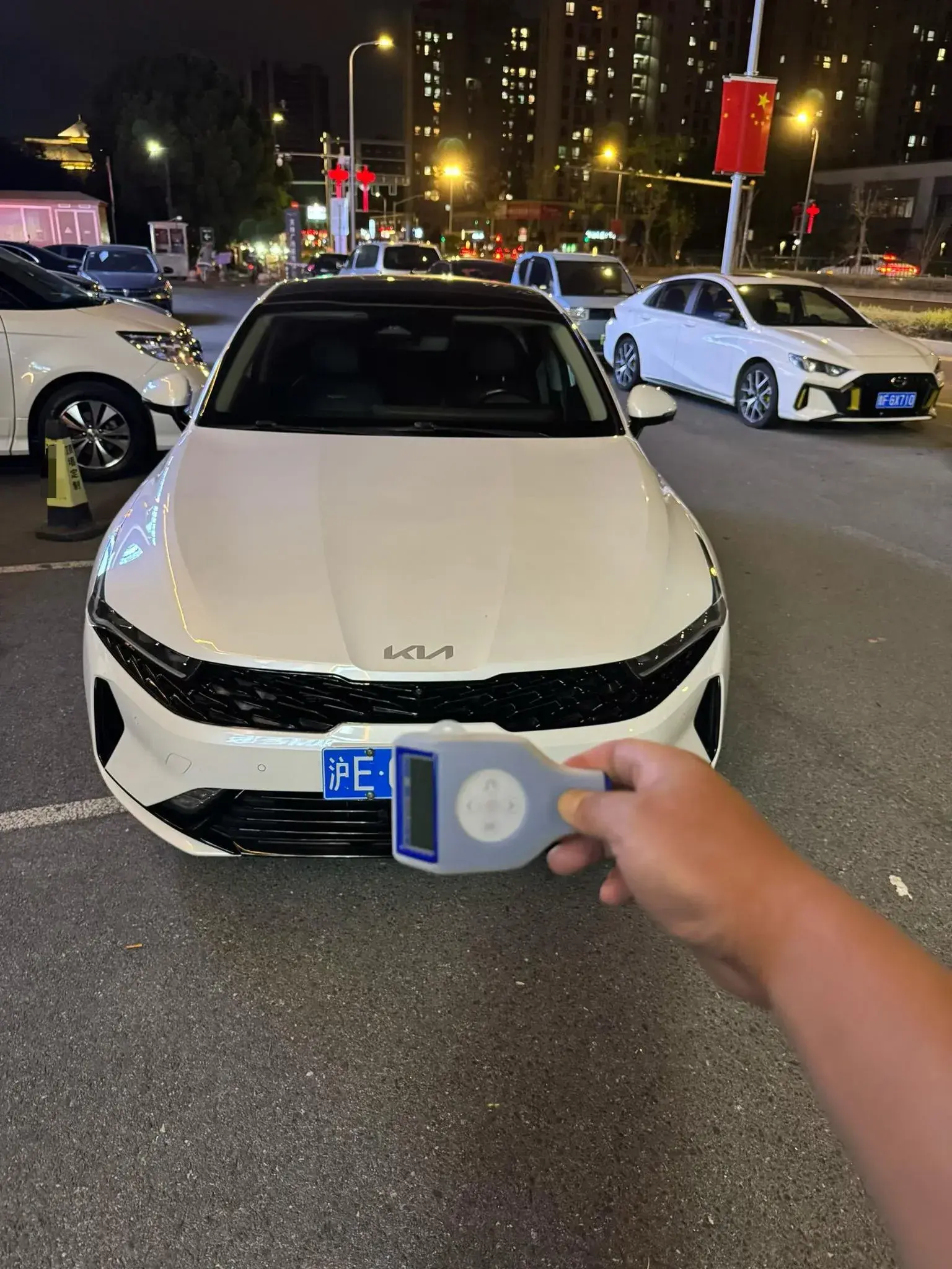 2021 KIA K5 thumbnail 3