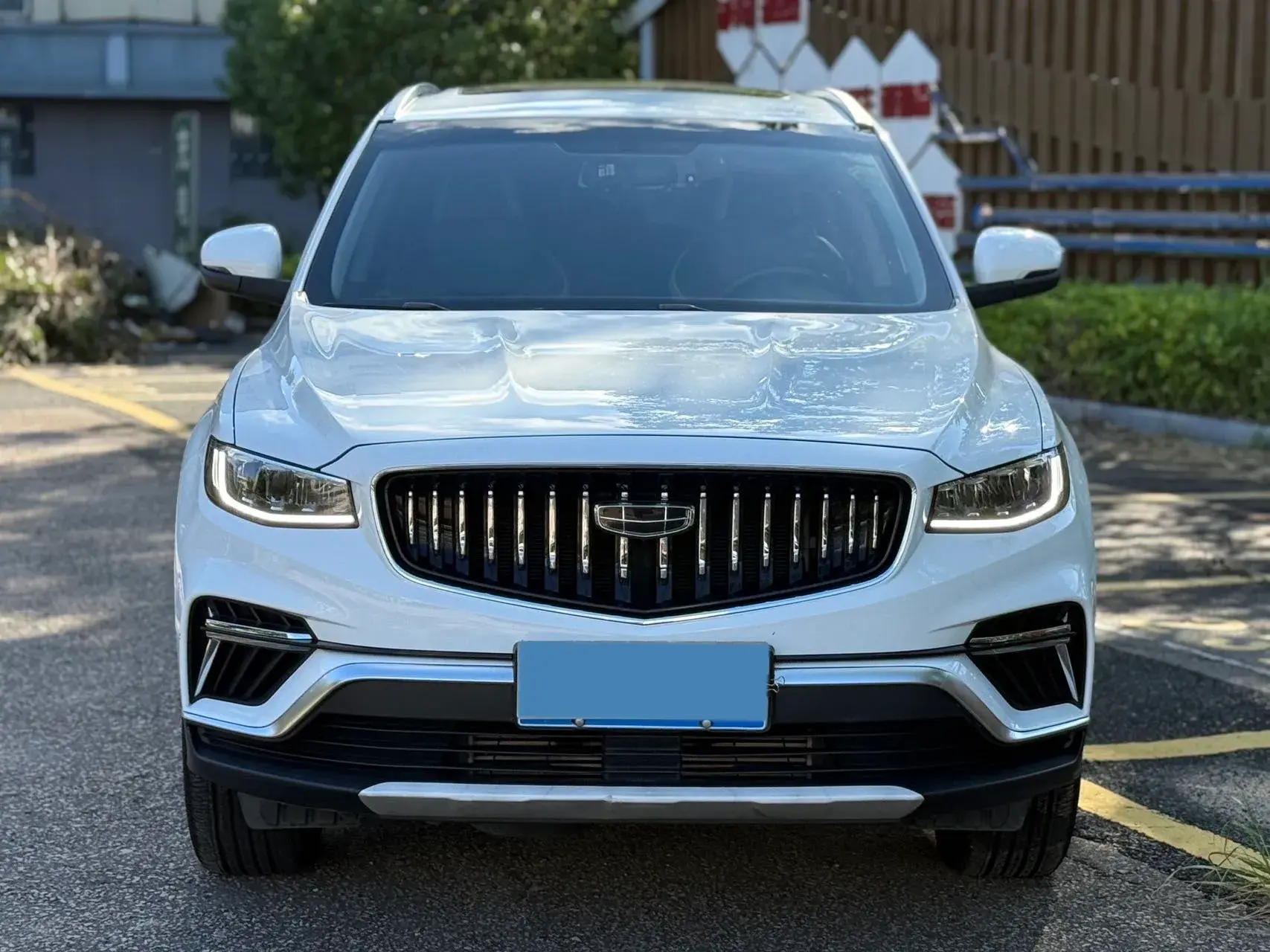 2022 GEELY AZKARRA thumbnail 2