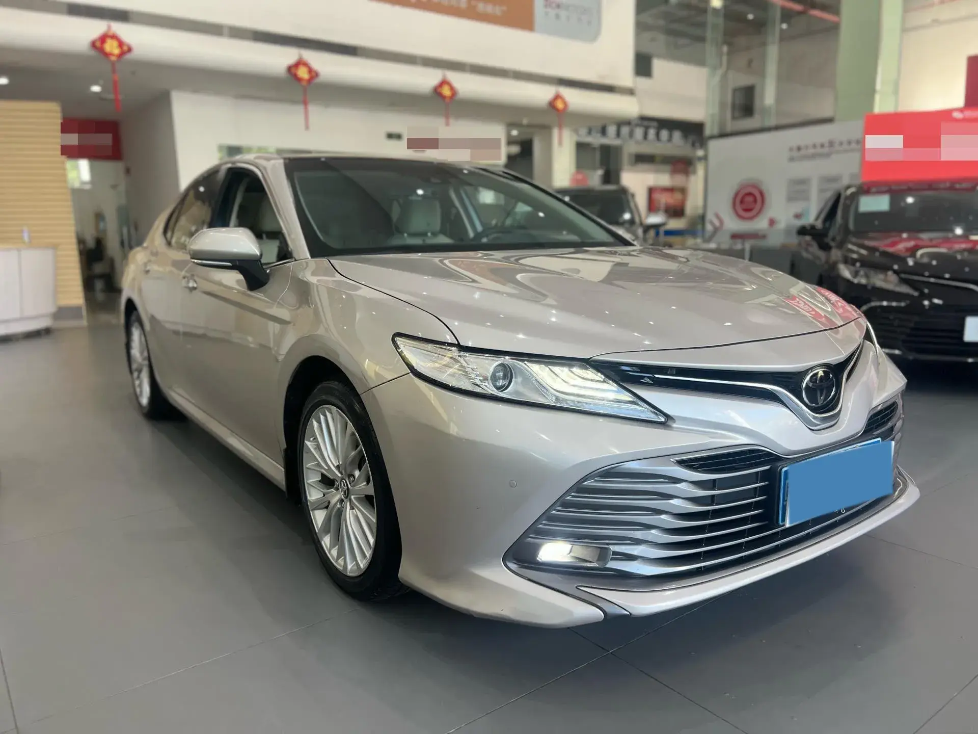 2019 TOYOTA CAMRY thumbnail 3