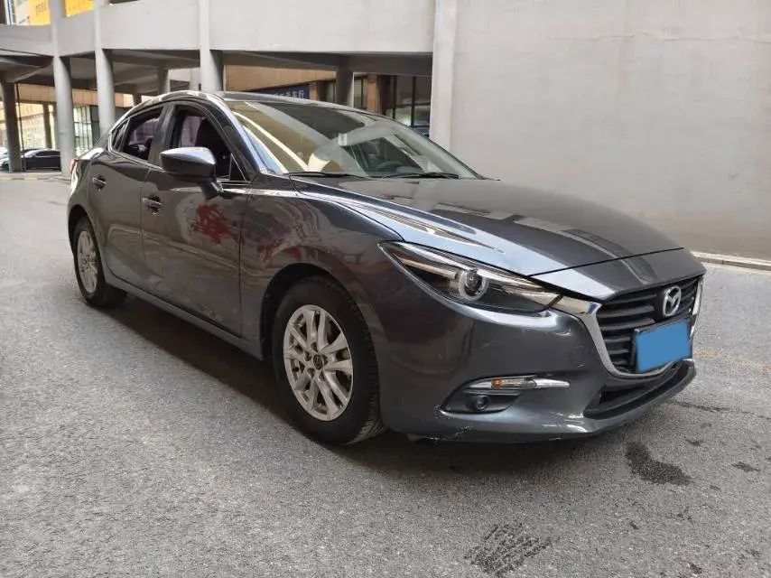 2017 MAZDA 3 thumbnail 3