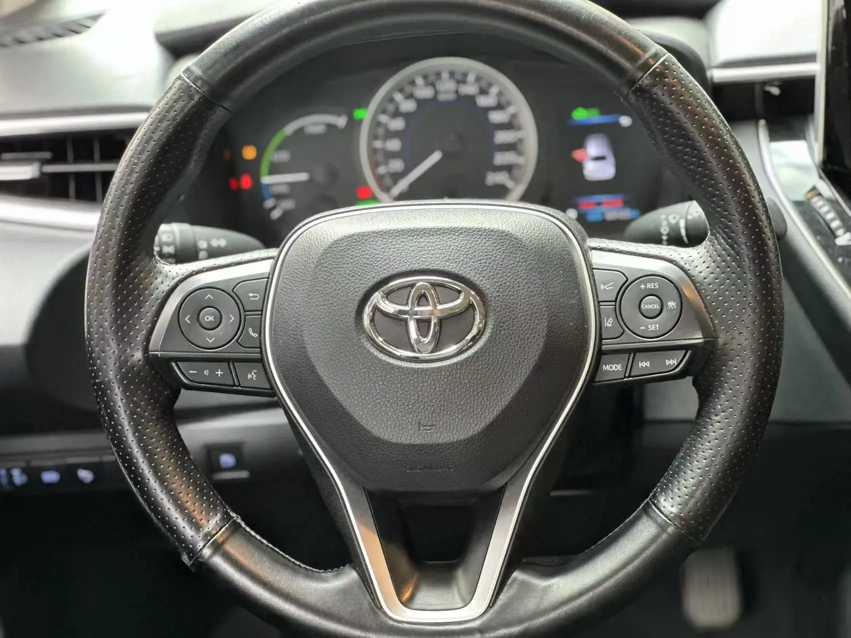 2021 TOYOTA COROLLA thumbnail 4