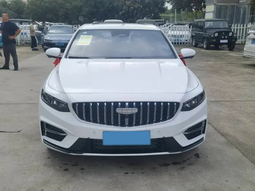 2025 GEELY PREFACE thumbnail 2