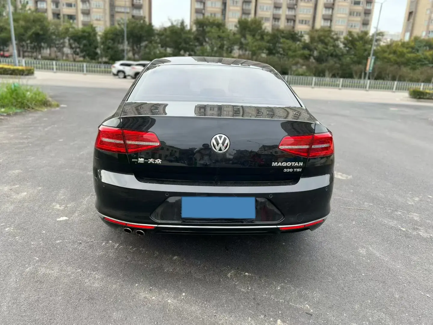 2017 VOLKSWAGEN MAGOTAN thumbnail 4