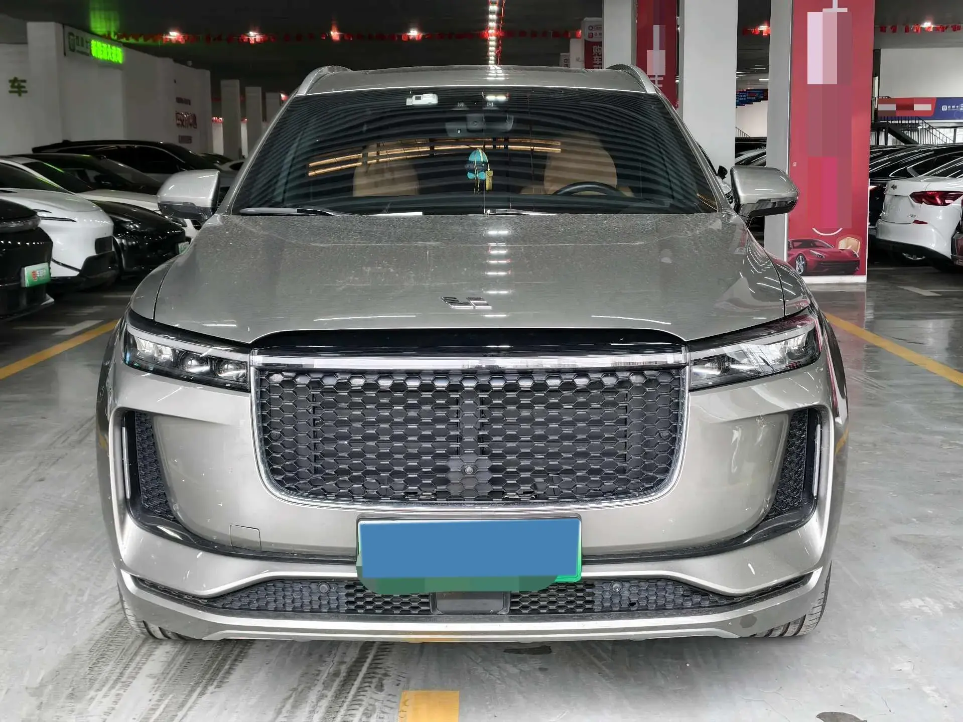 2020 LI ONE thumbnail 2