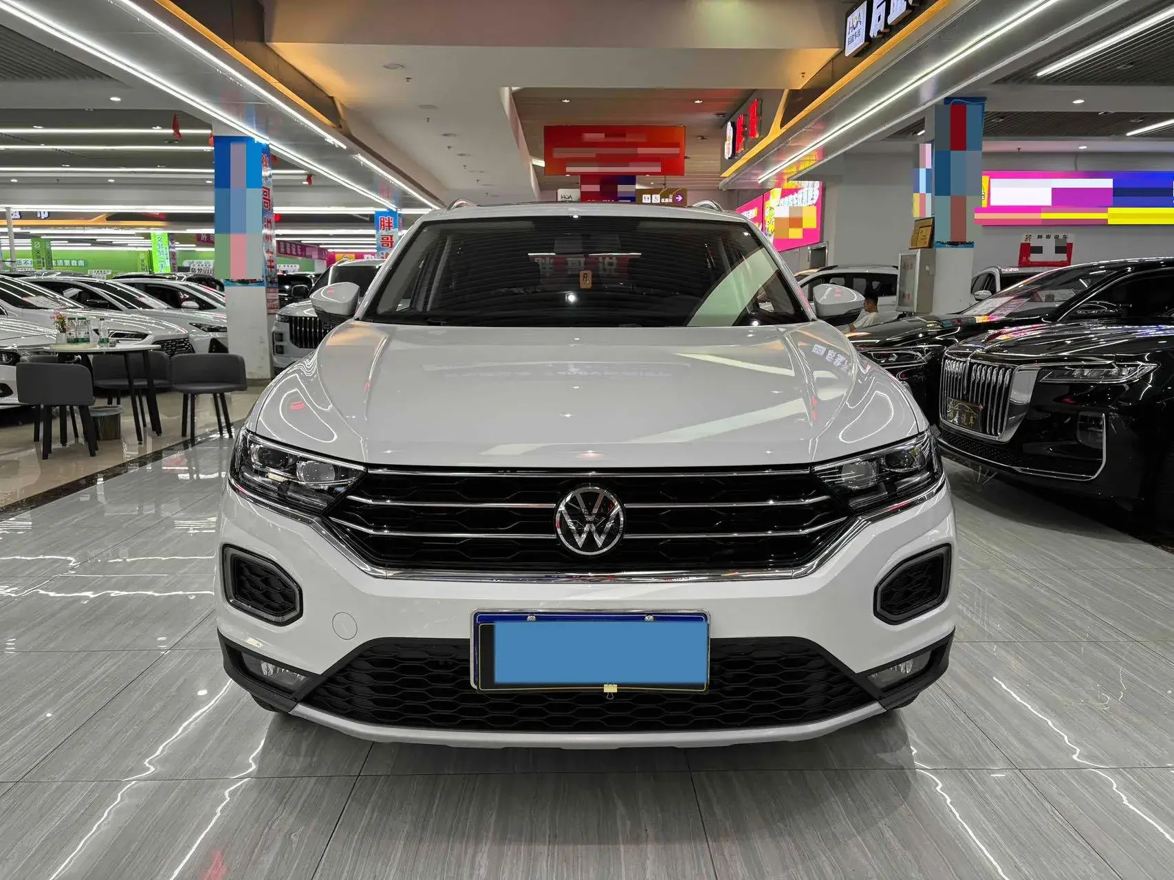 2022 VOLKSWAGEN T-ROC thumbnail 2