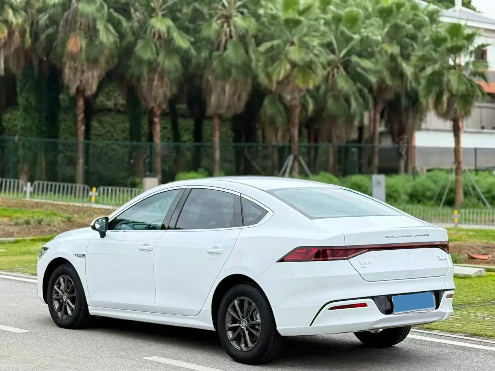 2021 BYD QIN thumbnail 4