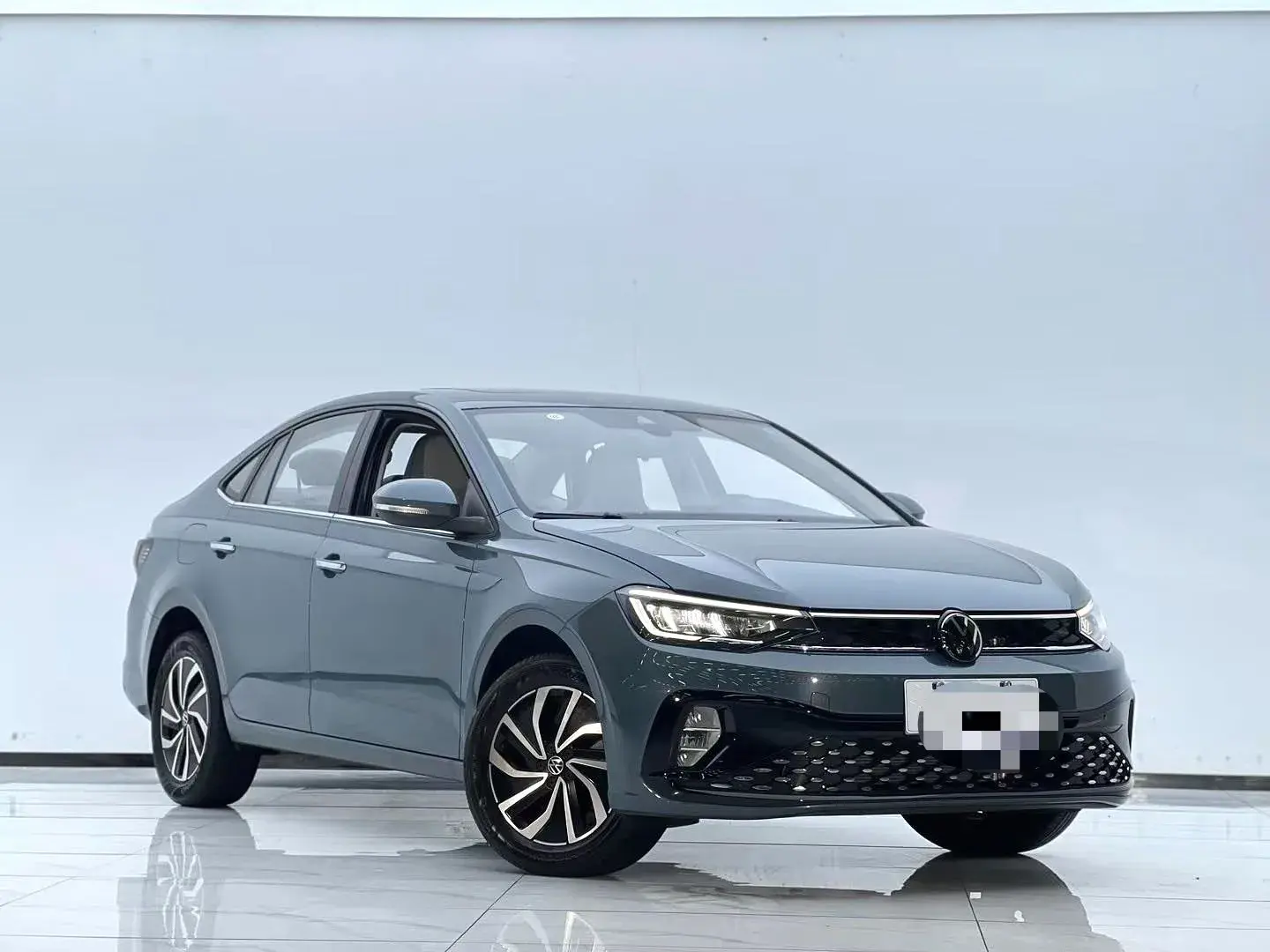 2023 VOLKSWAGEN LAVIDA thumbnail 3