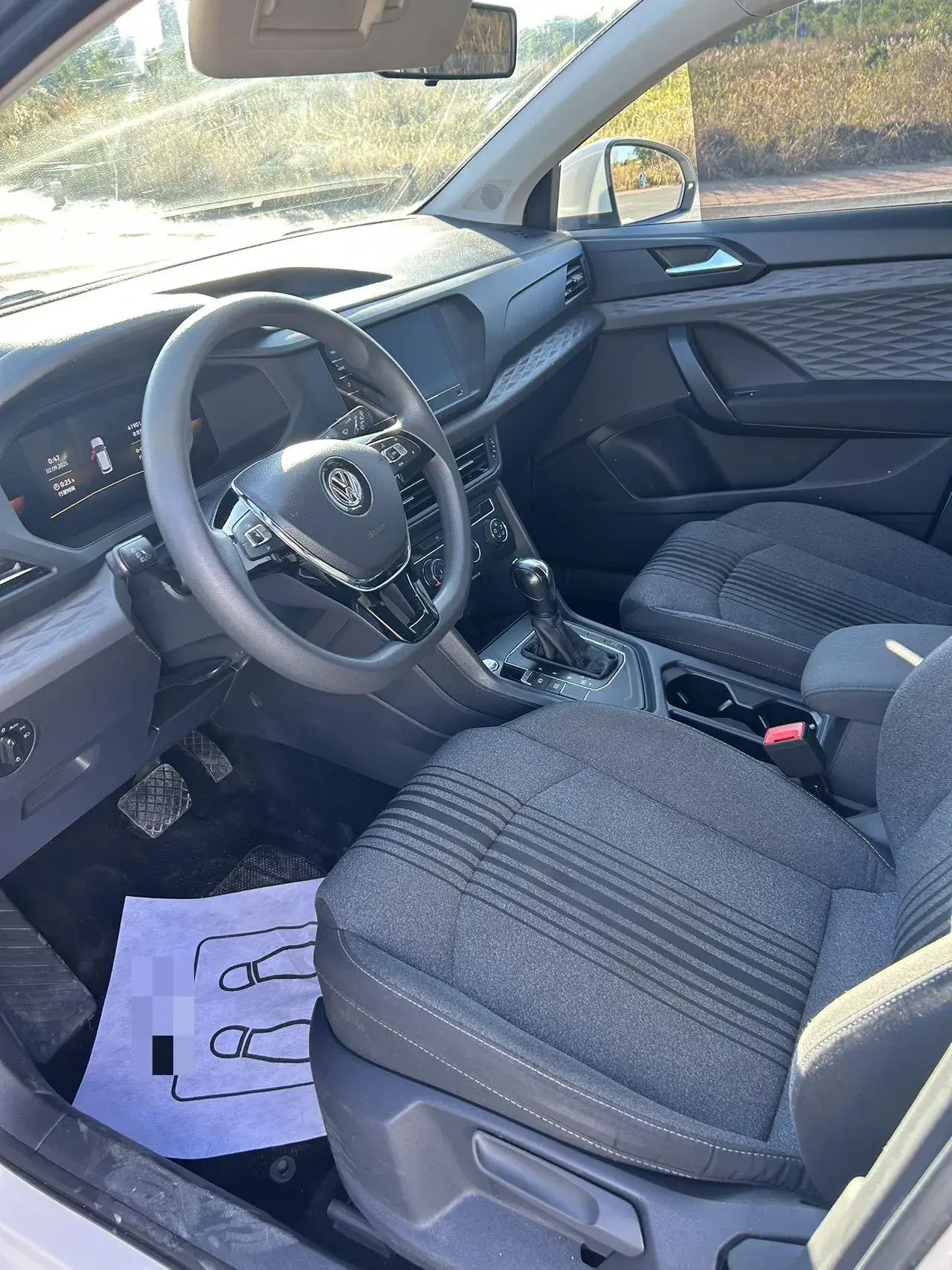 2022 VOLKSWAGEN THARU thumbnail 4