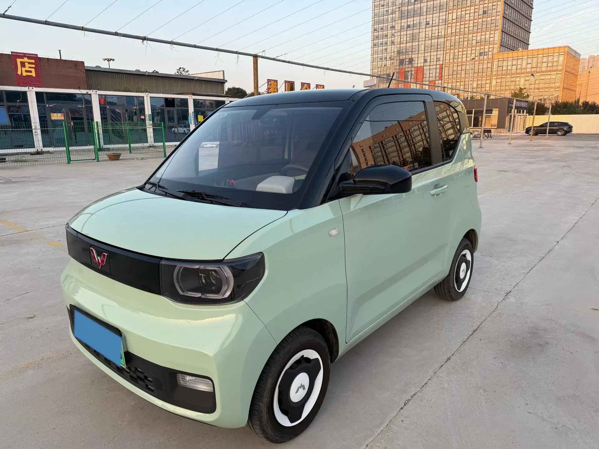 2021 WULING HONGGUANG view 1