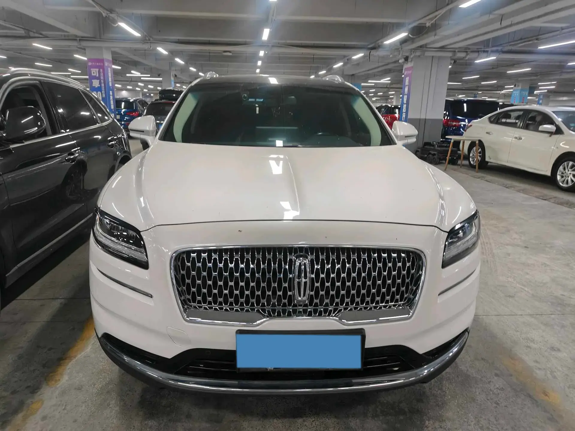 2021 LINCOLN NAUTILUS thumbnail 2