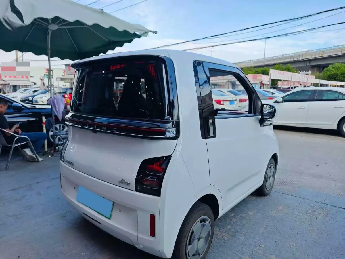 2023 WuLing Air ev BEV 26.7KWH,autocango,china used car exporter,china ev exporter,chinese used car exporter,chinese used ev exporter