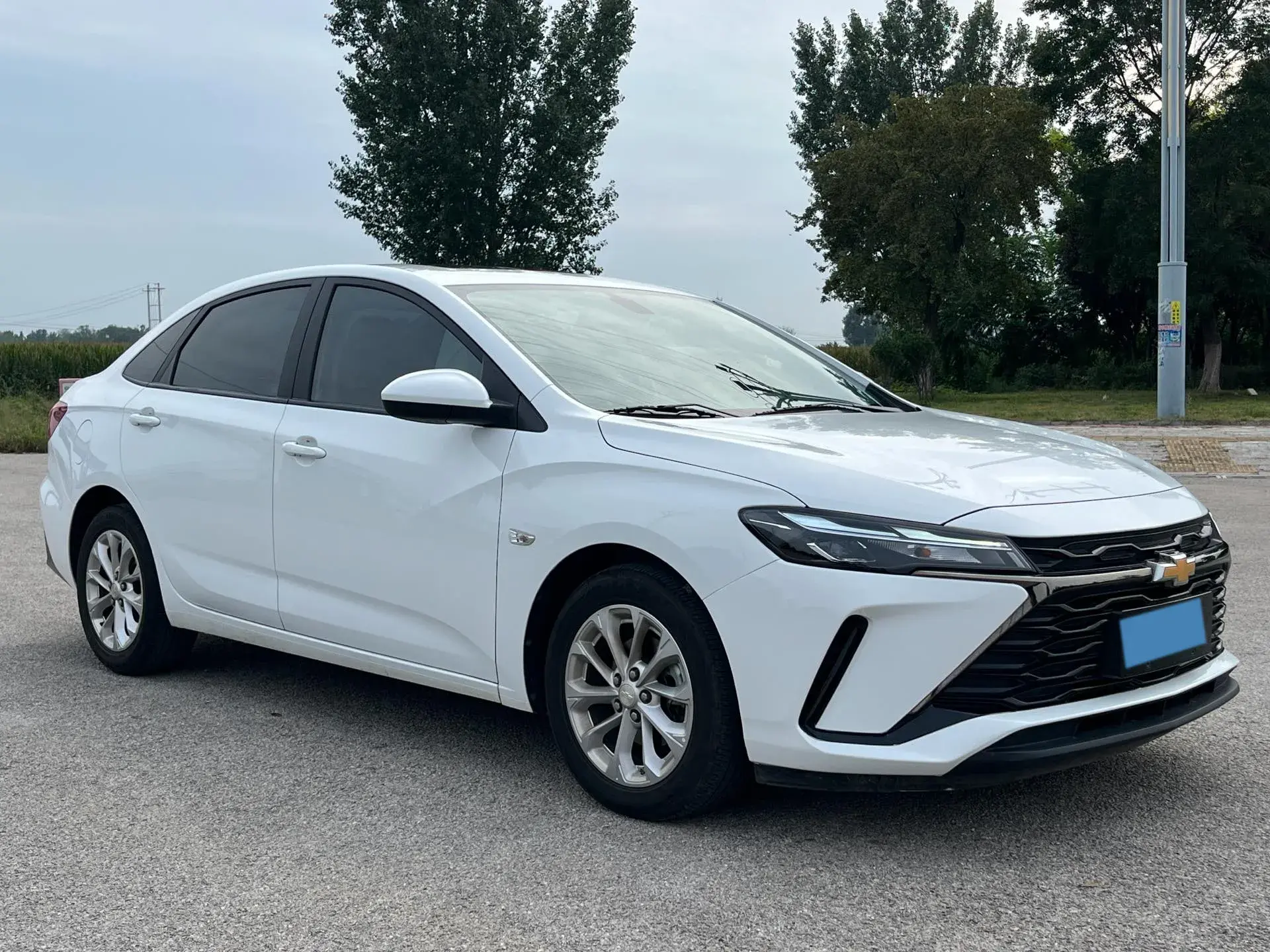 2023 CHEVROLET MONZA thumbnail 3