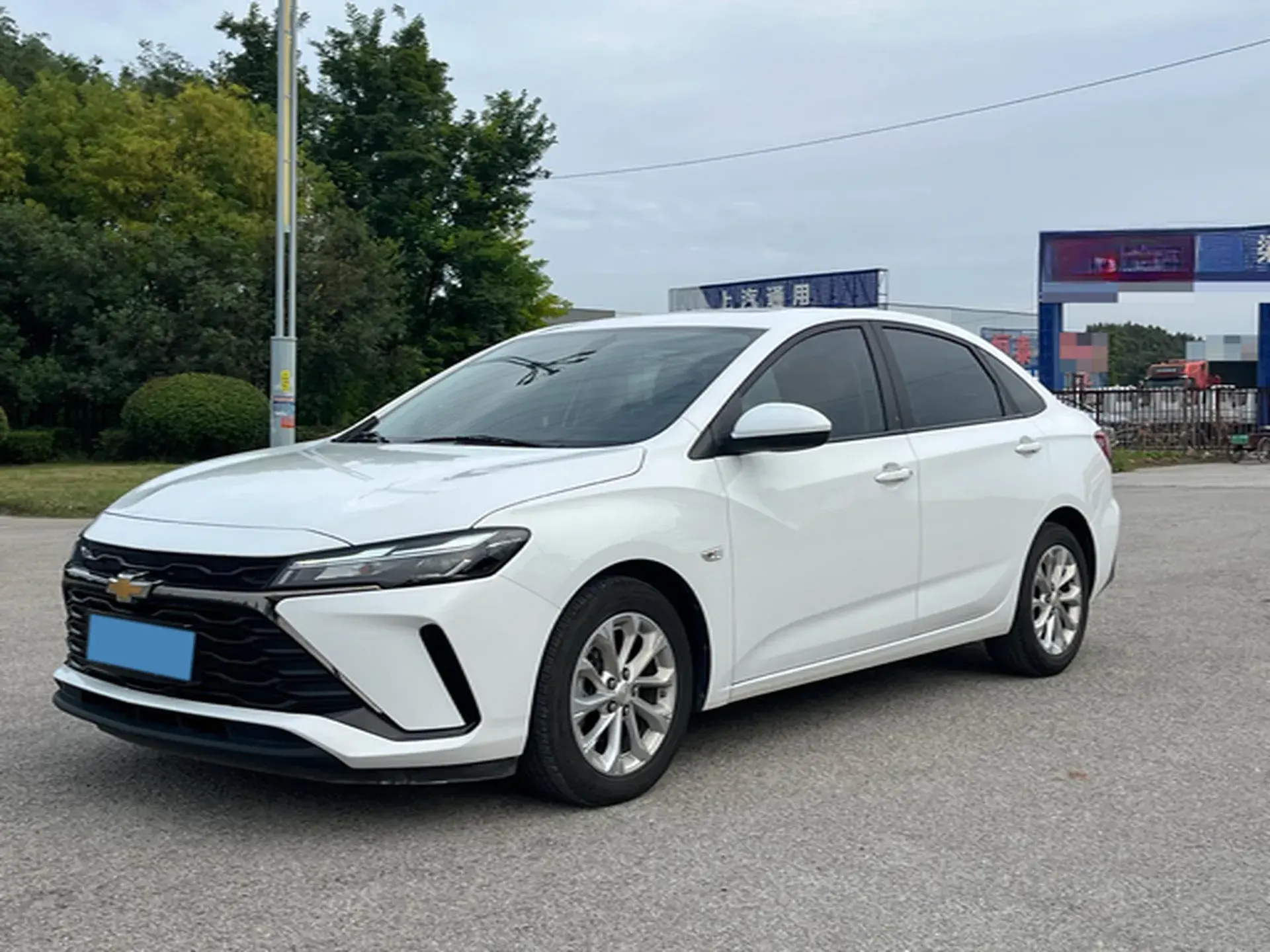 2023 CHEVROLET MONZA view 1