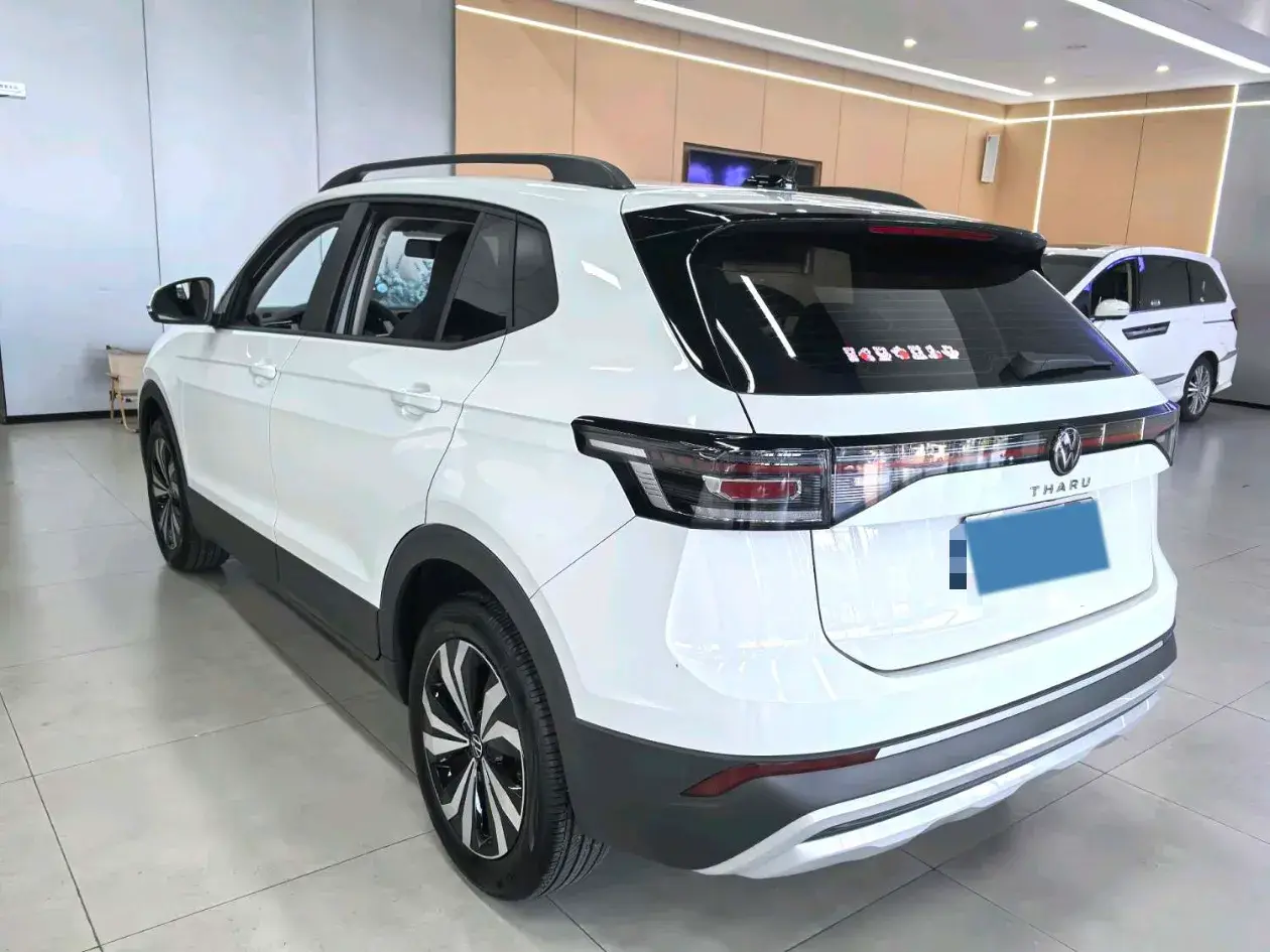 2025 VOLKSWAGEN THARU thumbnail 3