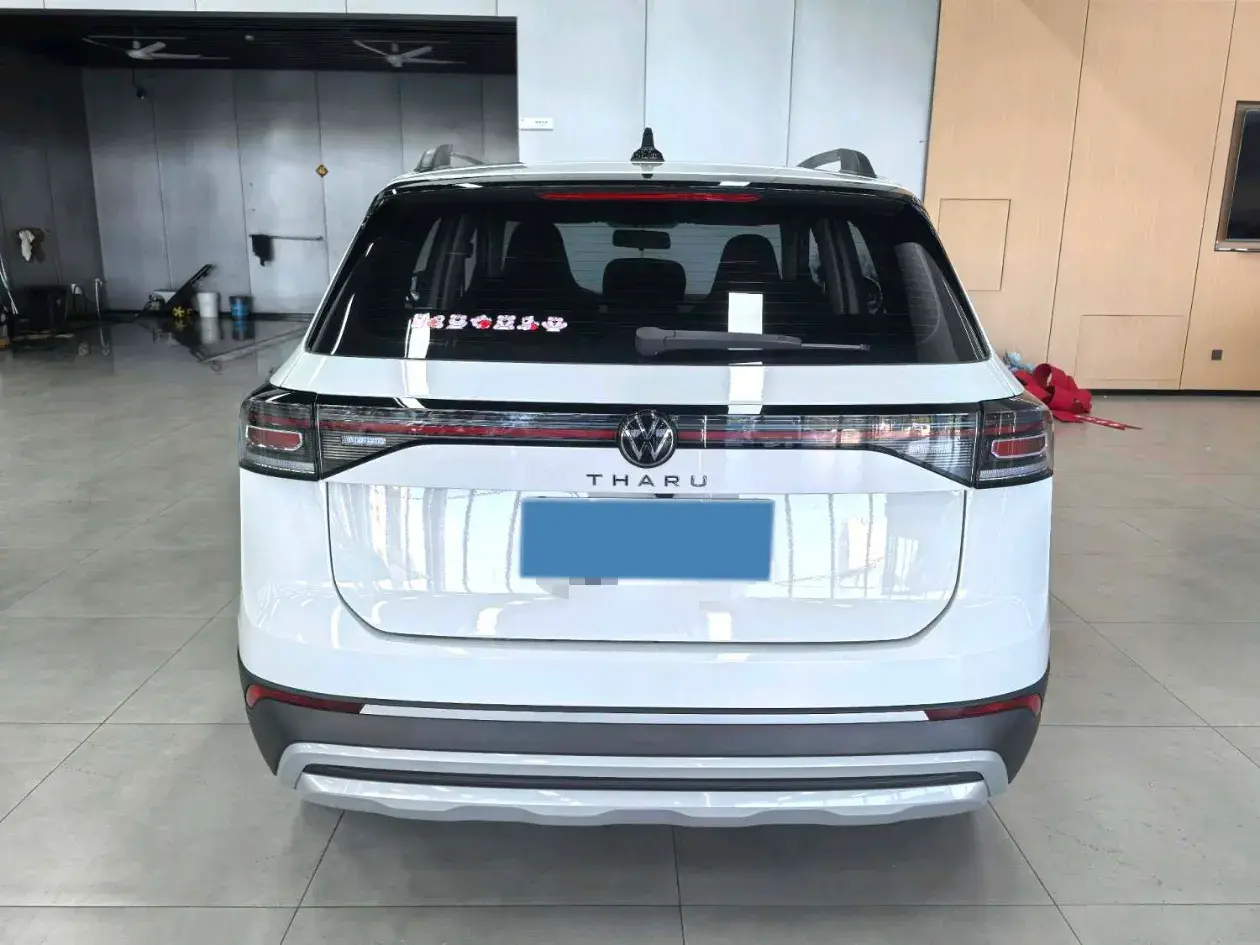 2025 VOLKSWAGEN THARU thumbnail 4