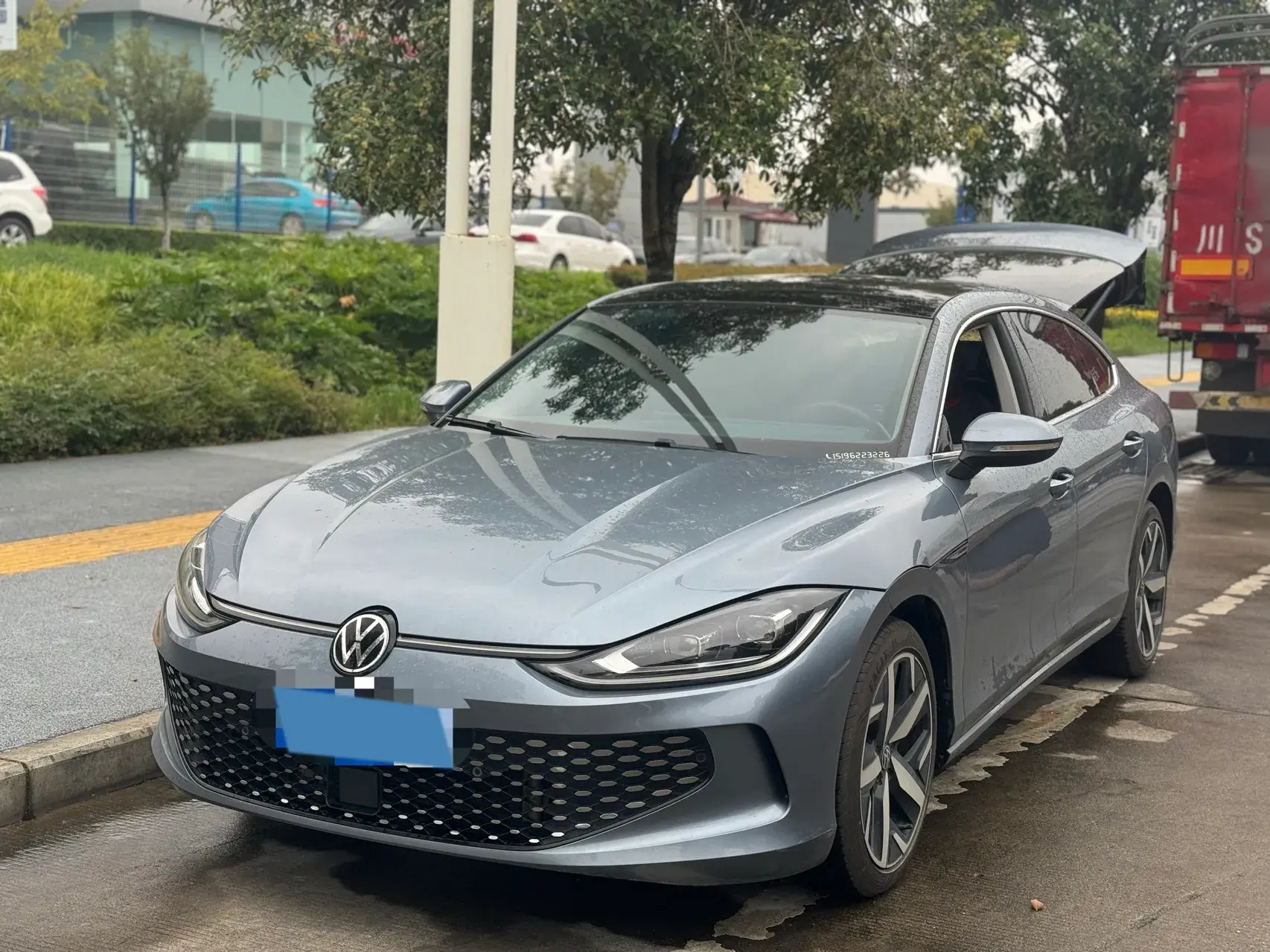 2022 VOLKSWAGEN LAMANDO view 1