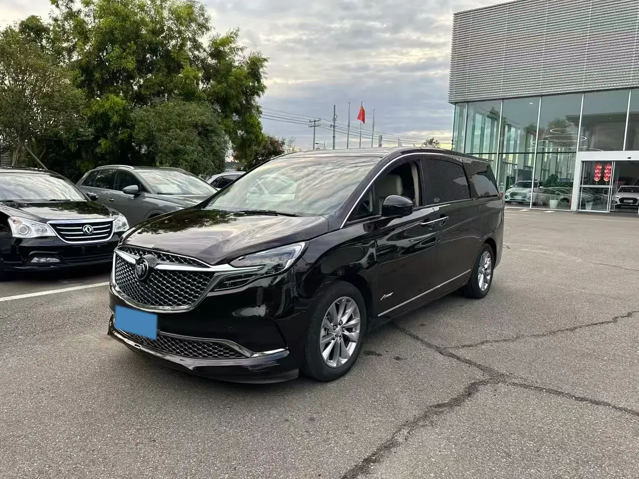 2020 BUICK GL8 view 1