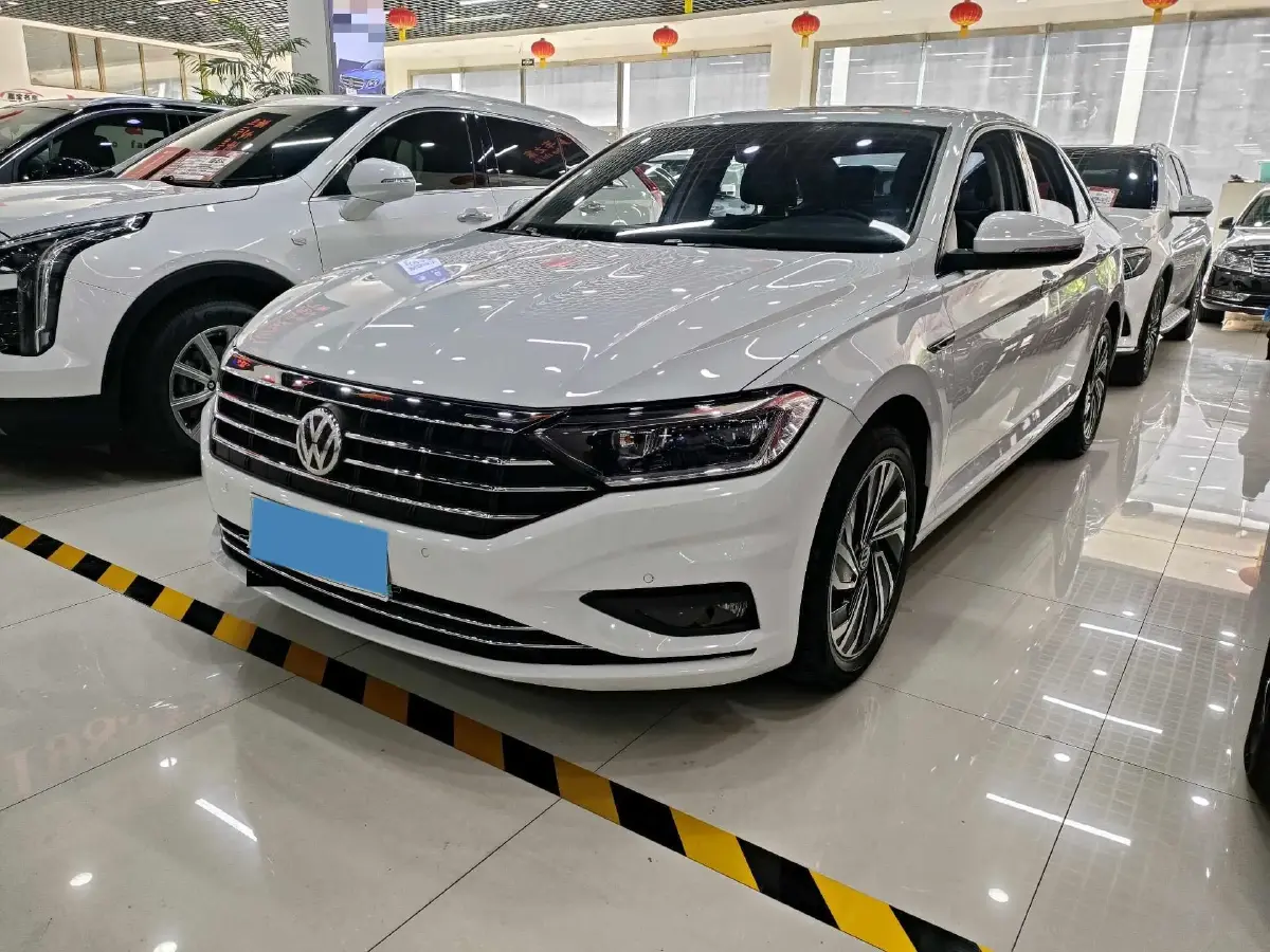 2021 Volkswagen Sagitar 1.4T 150HP L4 7DCT