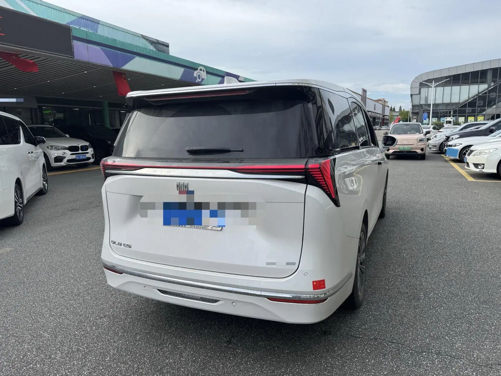 2025 BUICK GL8 thumbnail 3