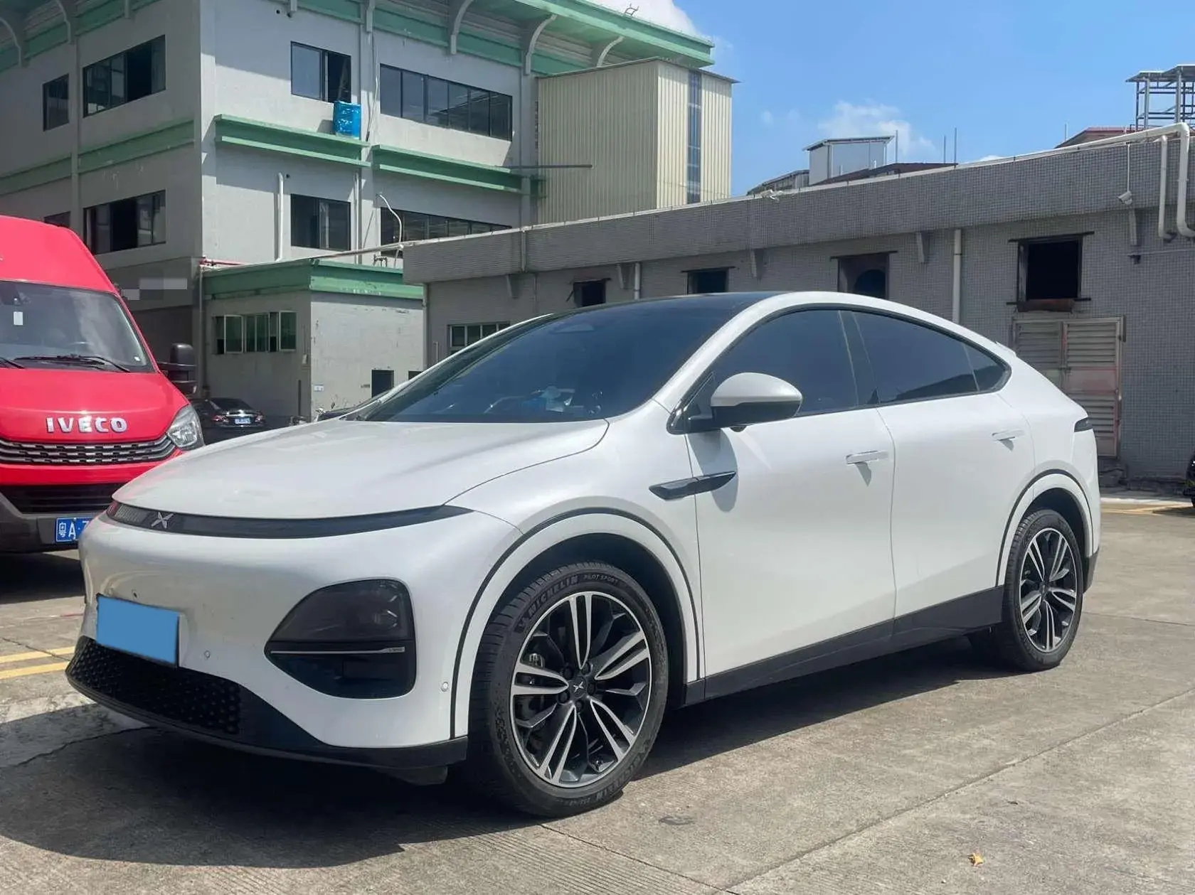 2023 XPENG G6 view 1