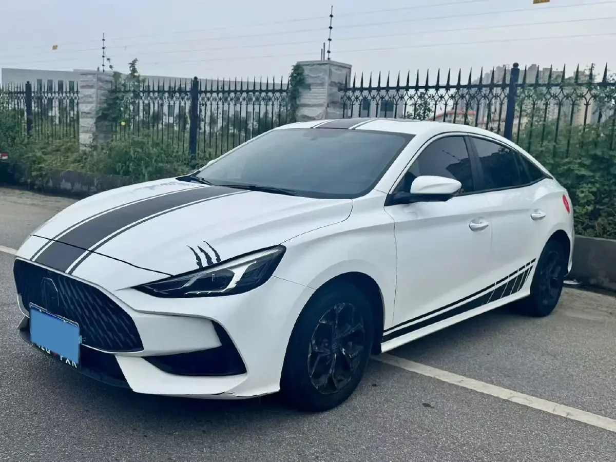 2021 MG 5 1.5L 120HP L4 CVT