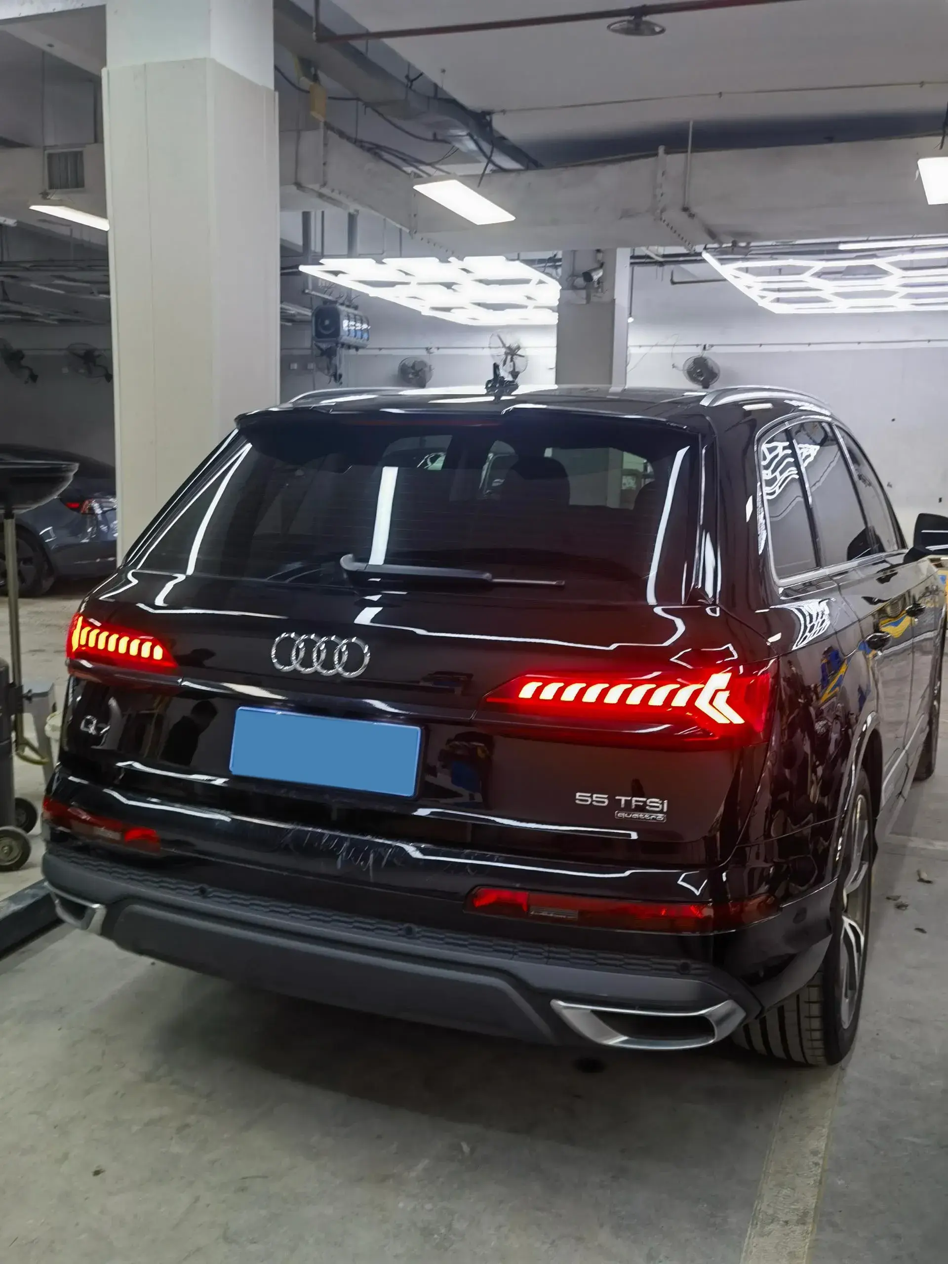 2023 AUDI Q7 thumbnail 3