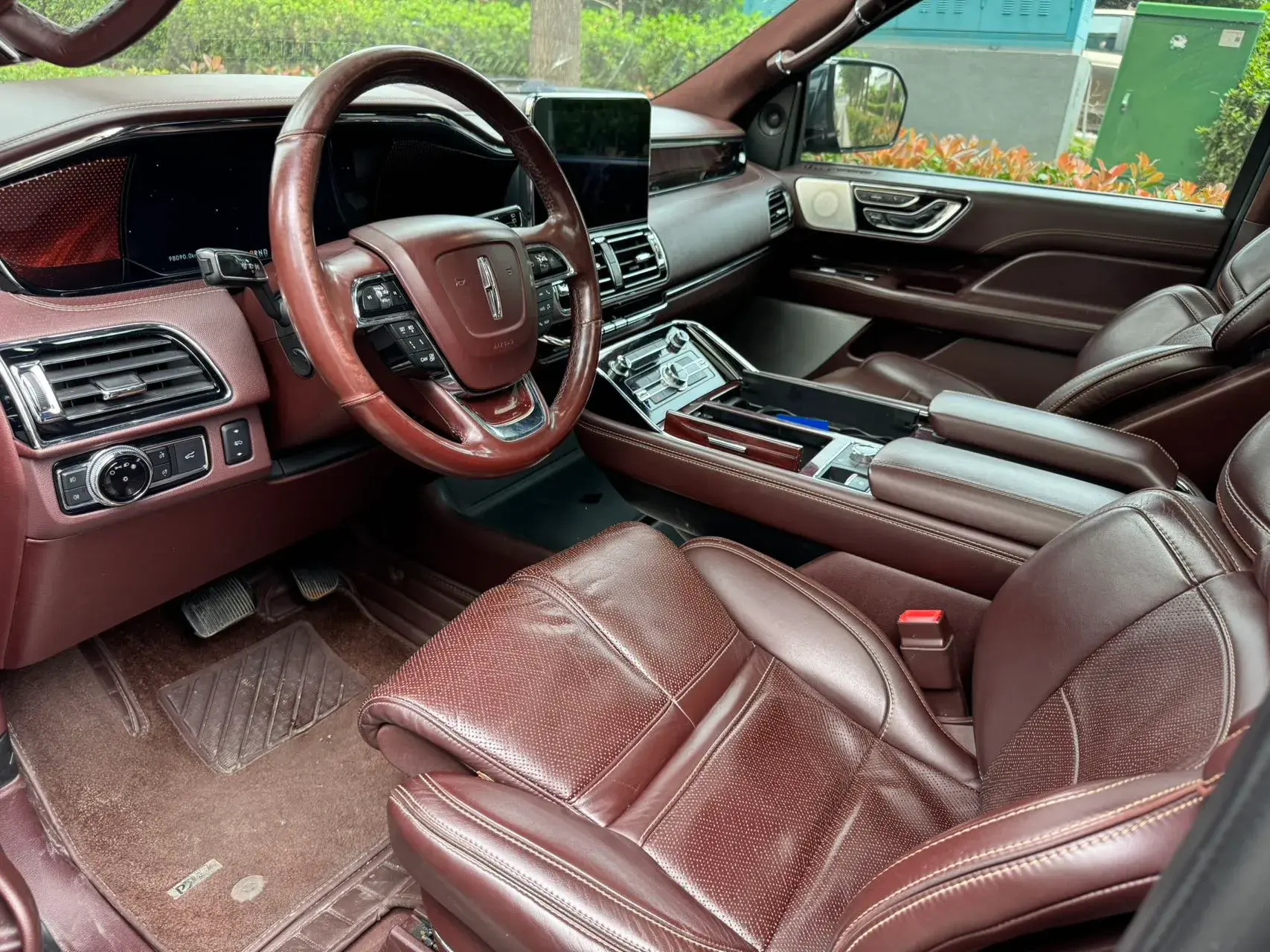 2019 LINCOLN NAVIGATOR thumbnail 3