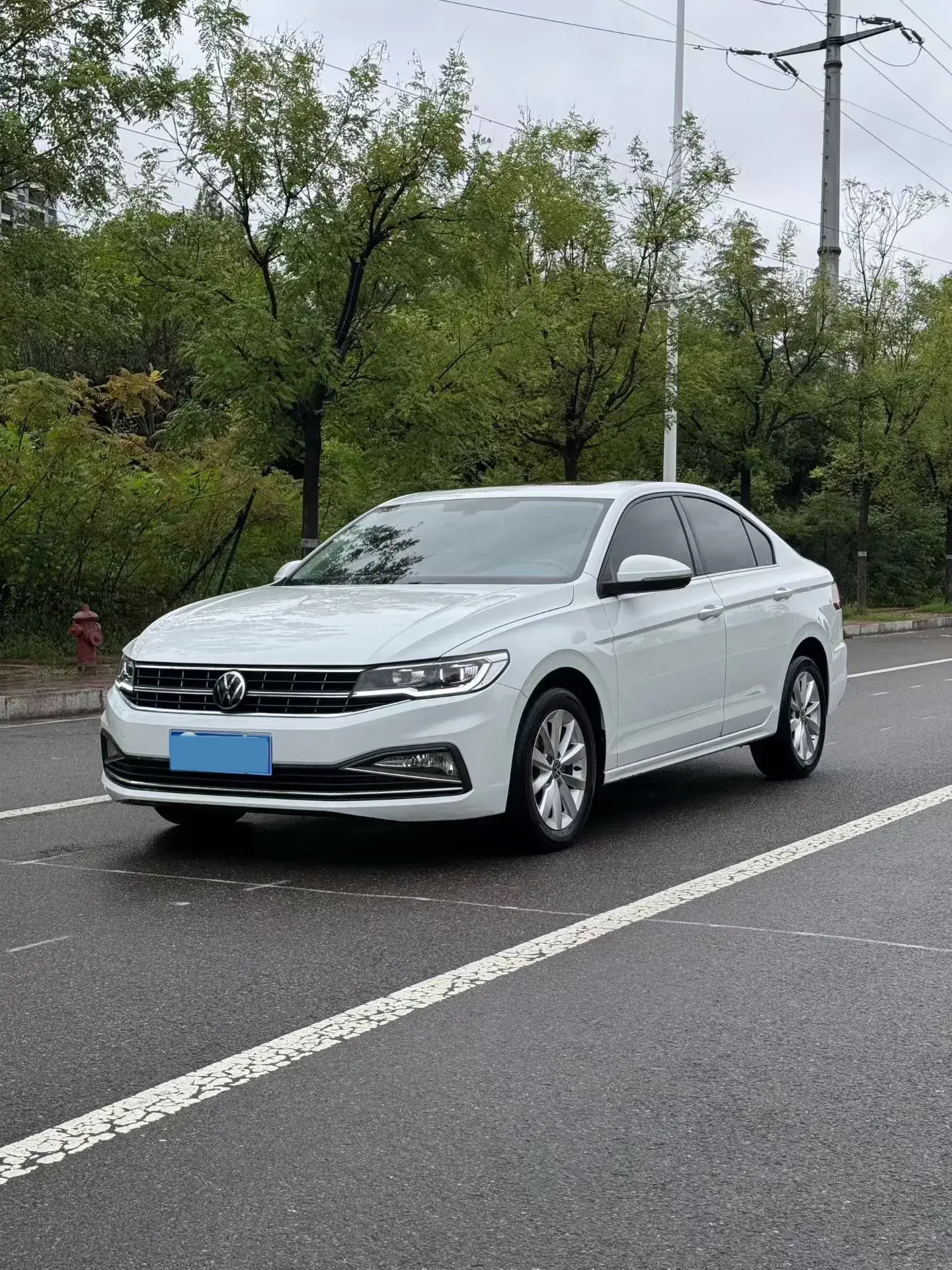 2021 VOLKSWAGEN BORA view 1