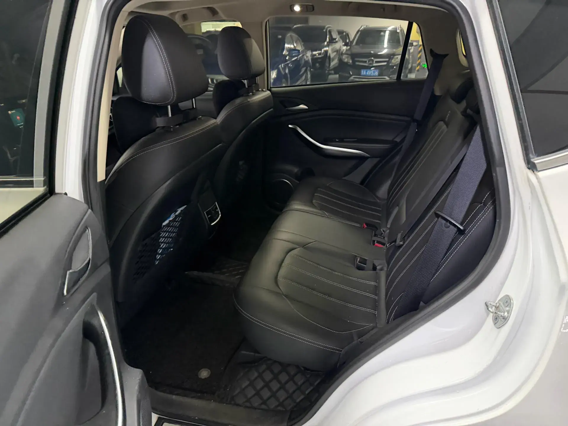 2018 BYD SONG thumbnail 4