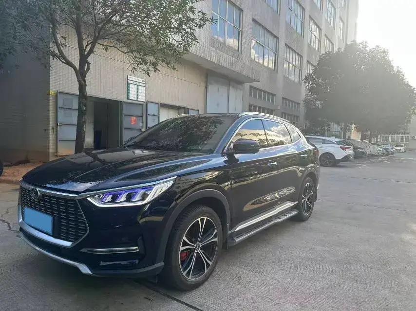 2020 BYD SONG view 1