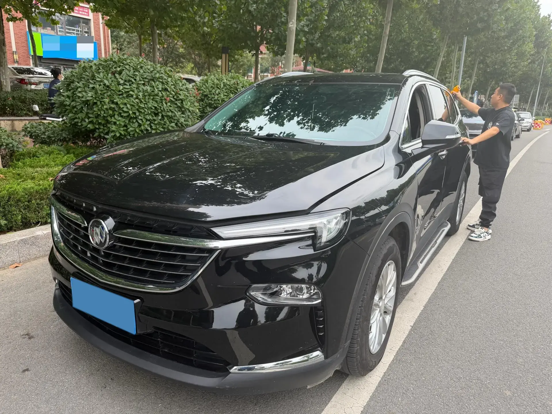 2020 BUICK ENCLAVE view 1