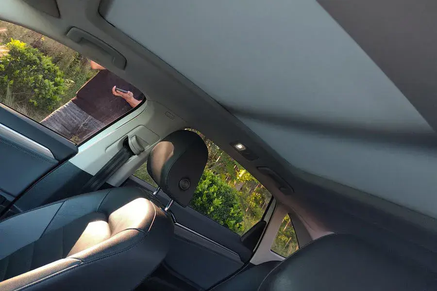 2021 VOLKSWAGEN SAGITAR thumbnail 4