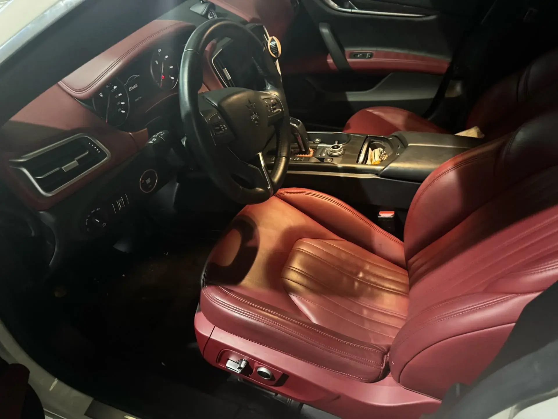 2022 MASERATI GHIBLI thumbnail 3