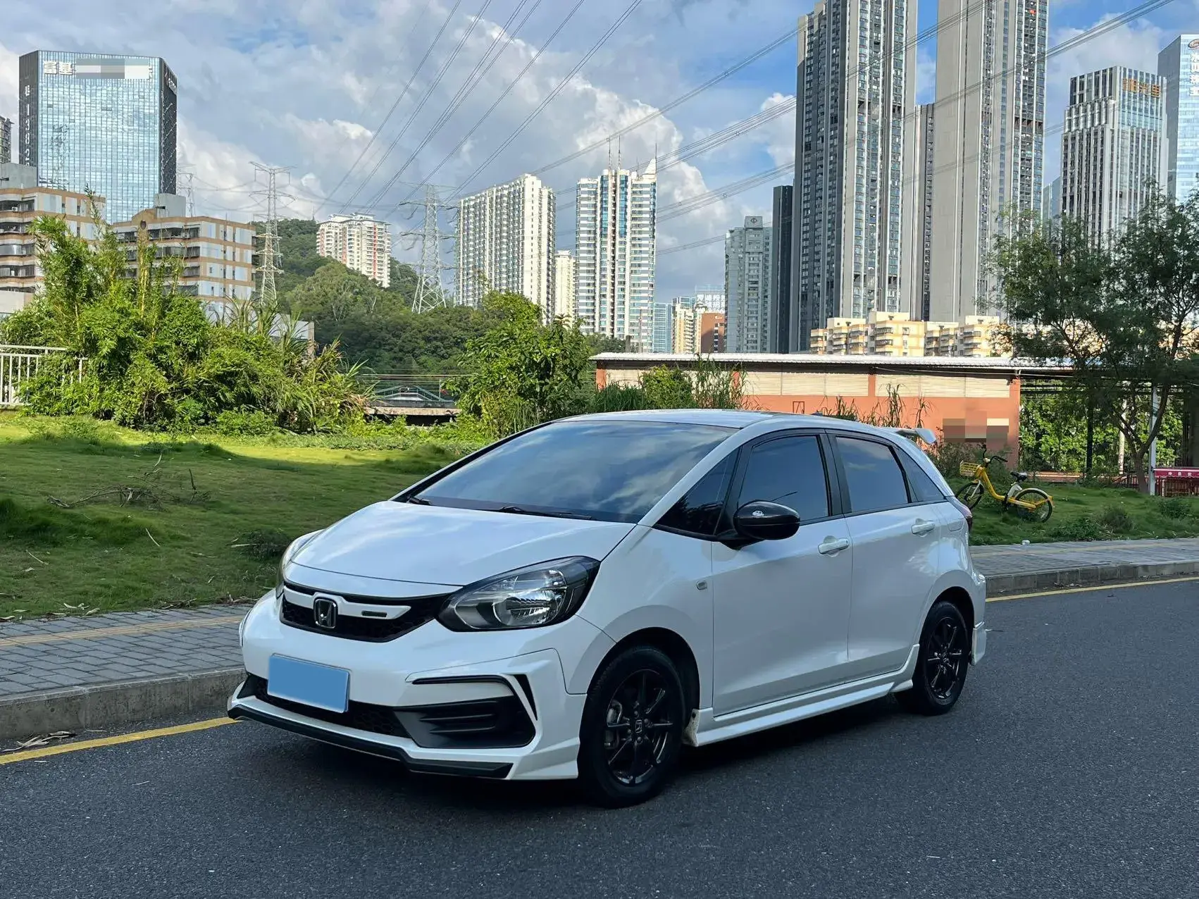 2022 HONDA FIT view 1