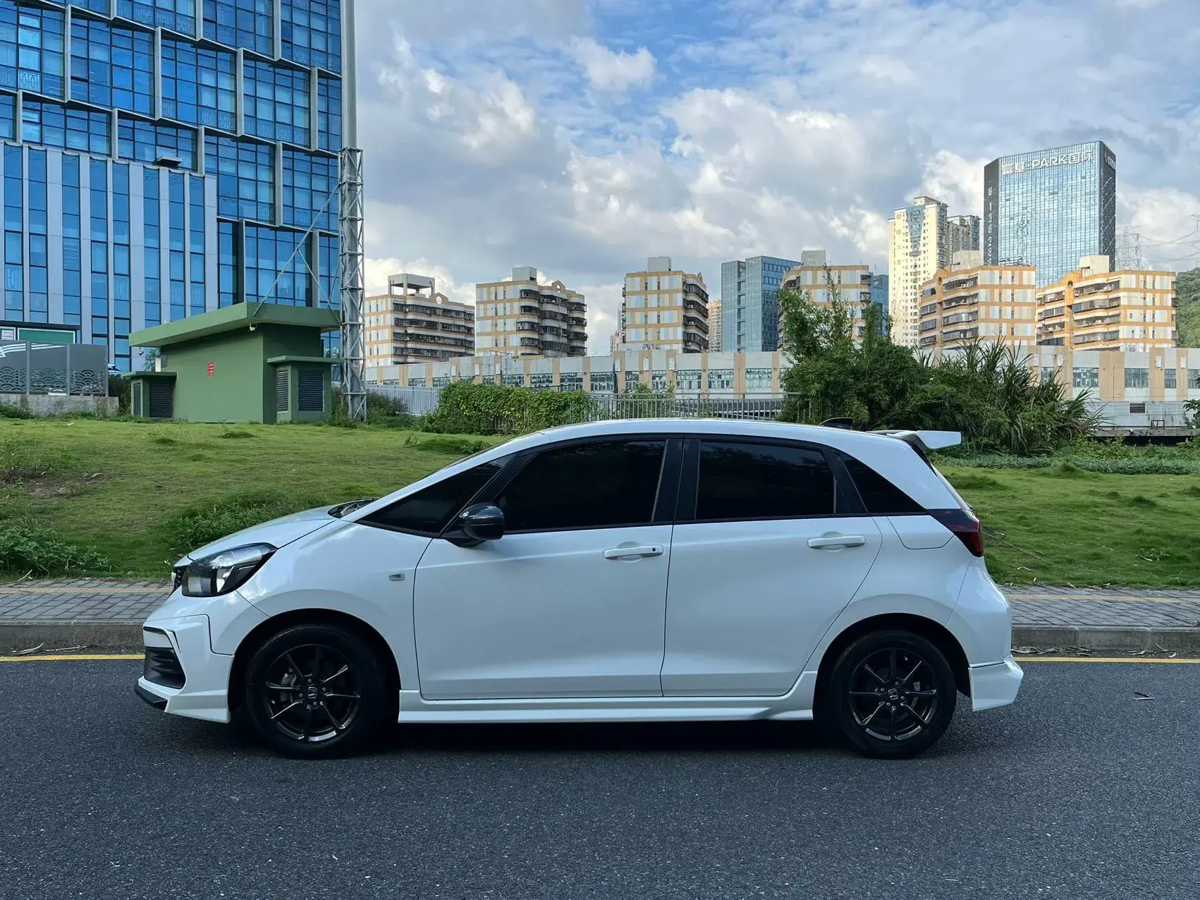 2022 HONDA FIT thumbnail 4