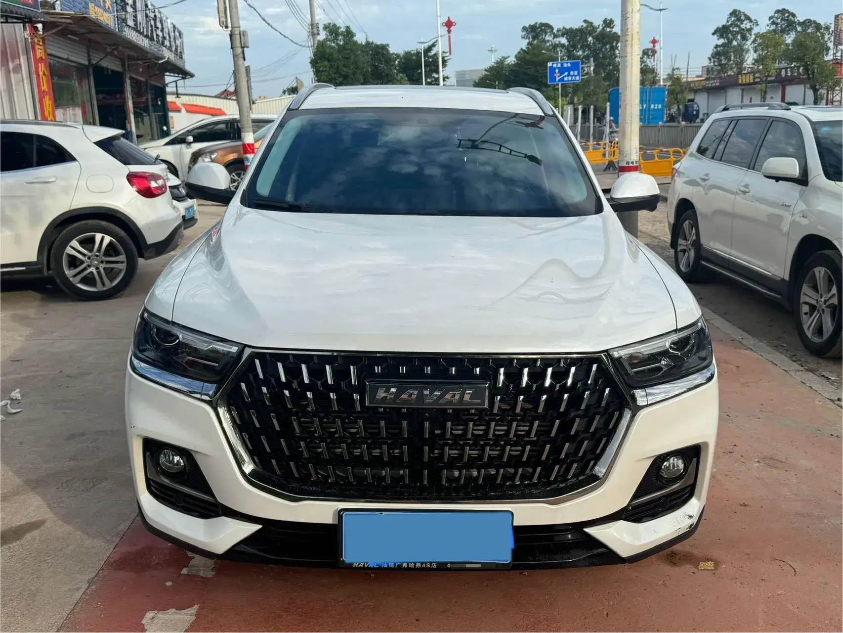 2023 HAVAL H6 thumbnail 2