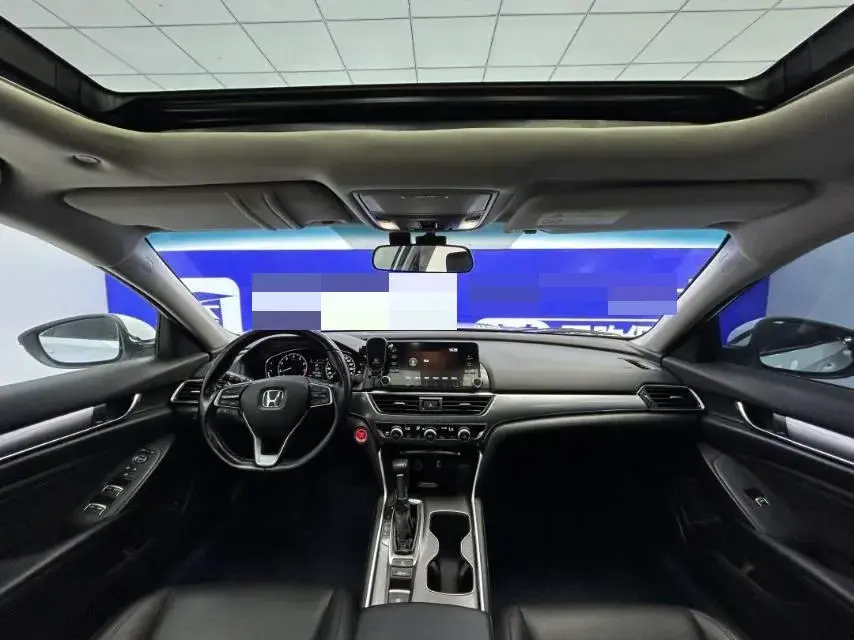 2022 HONDA ACCORD thumbnail 4