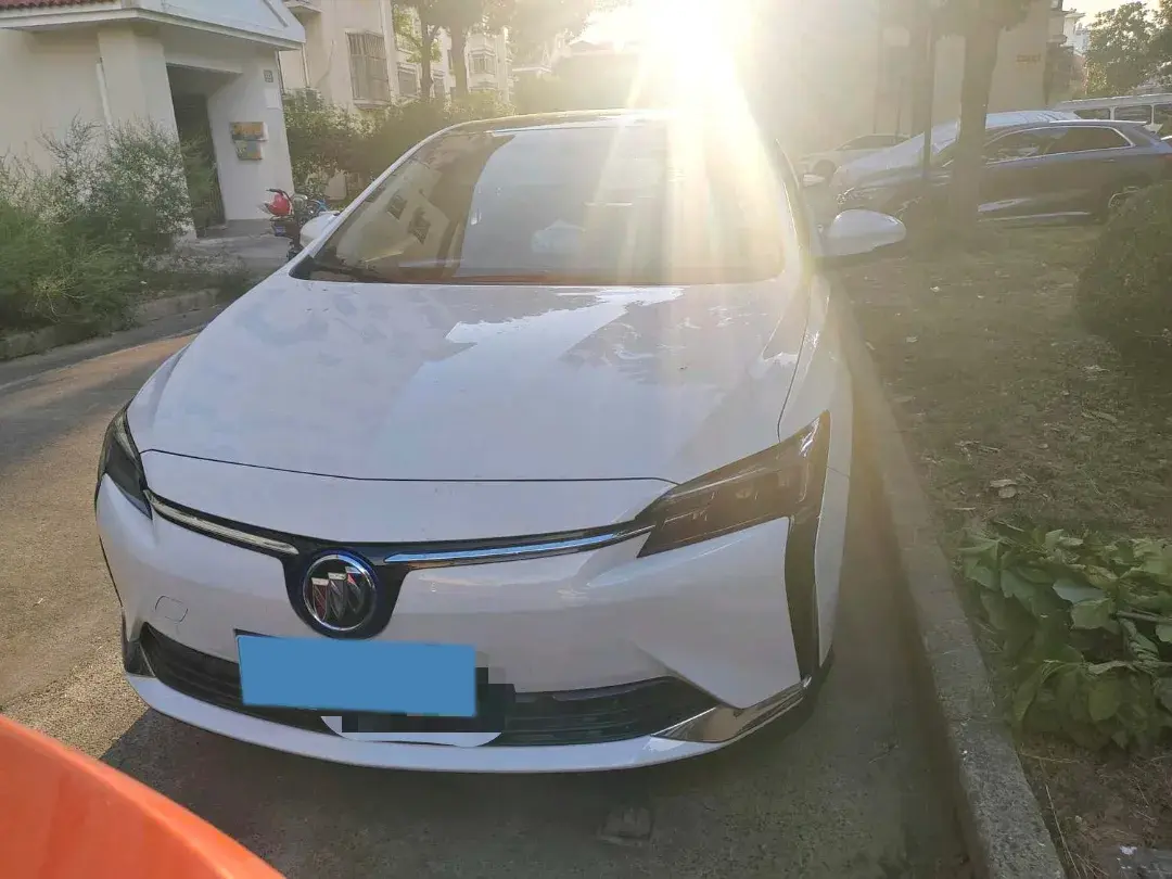 2023 BUICK VELITE thumbnail 2