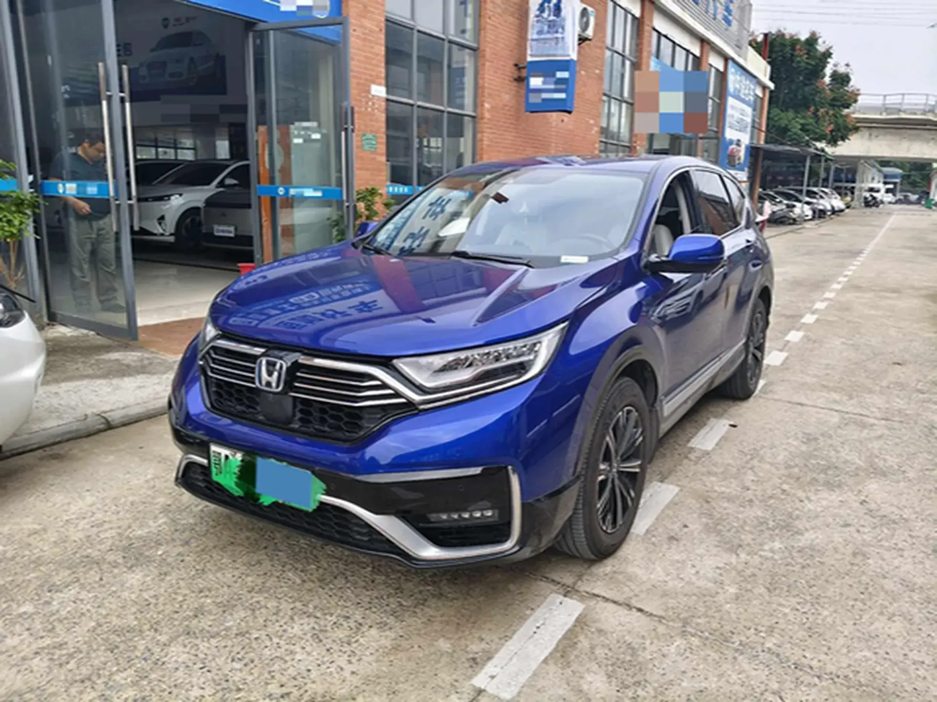 2021 HONDA CR-V view 1