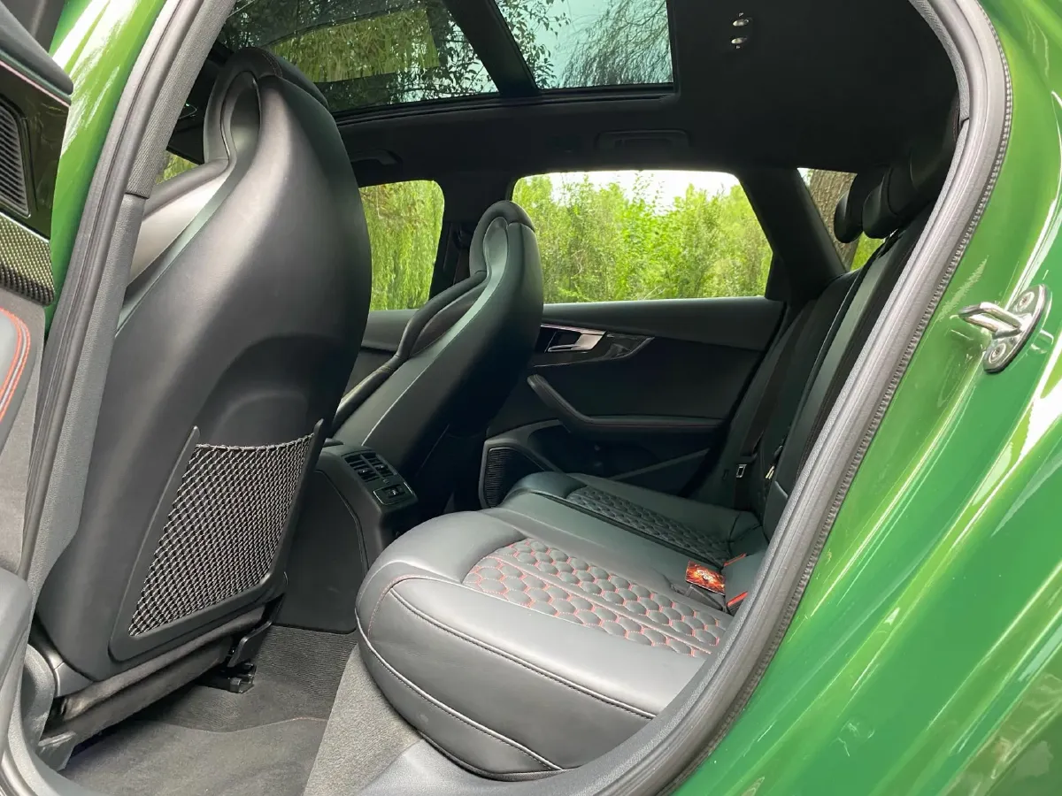 2021 Audi RS 4 2.9T 450HP V6 8AT,autocango,china used car exporter,china ev exporter,chinese used car exporter,chinese used ev exporter