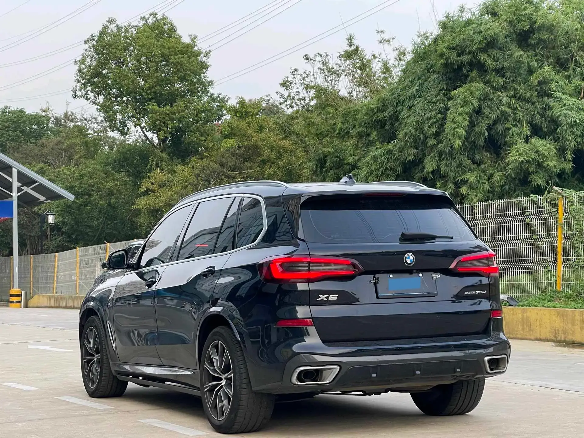 2022 BMW X5 thumbnail 4