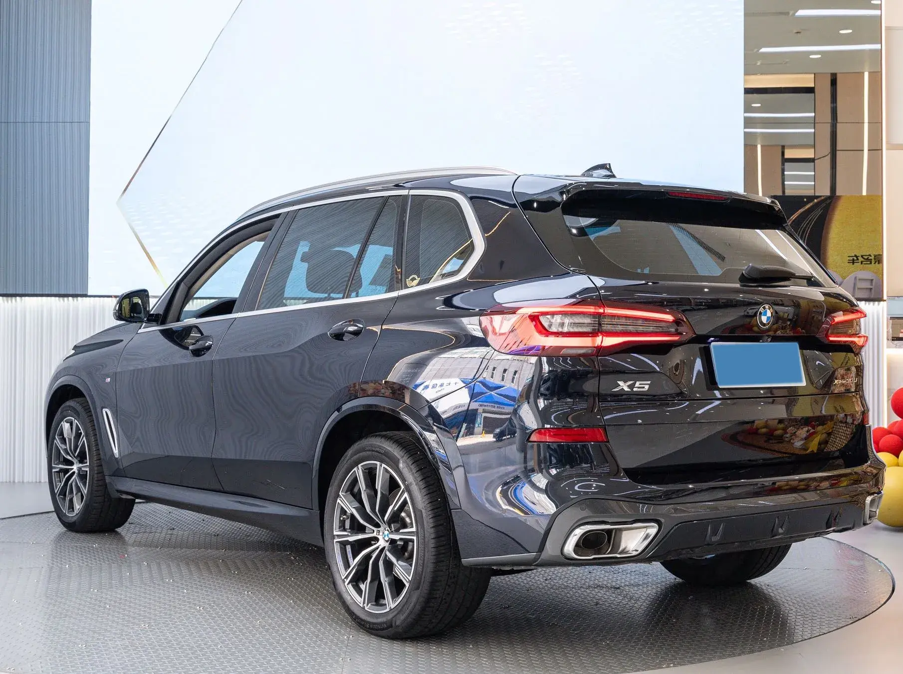 2022 BMW X5 thumbnail 3